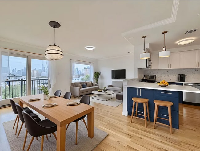 Building Photo - 126 Ogden Ave.