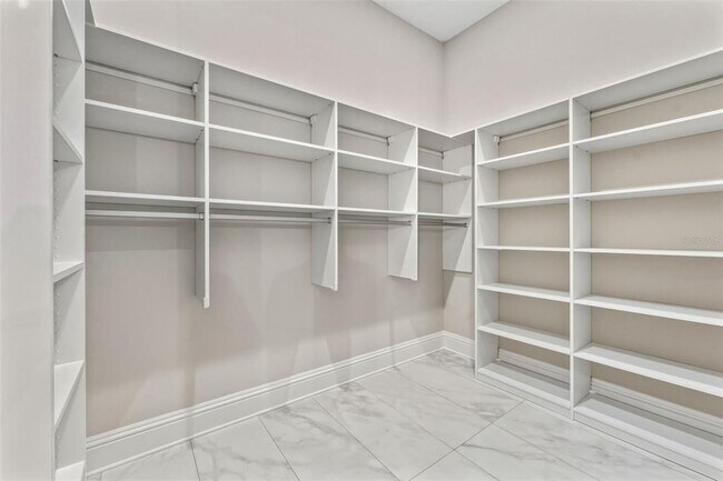 Building Photo - 481 W Davis Blvd