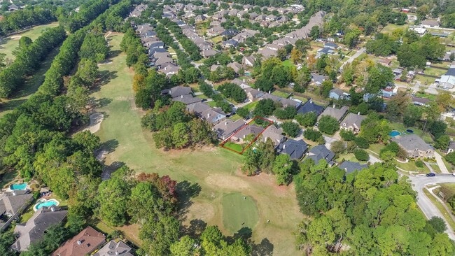 Building Photo - 20281 Southwood Oaks Dr