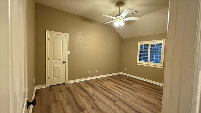 Building Photo - 931 Opal Chase Dr