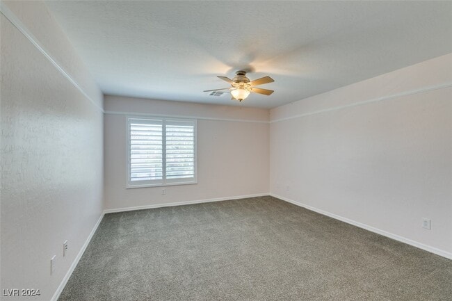 Building Photo - 148 Voltaire Ave