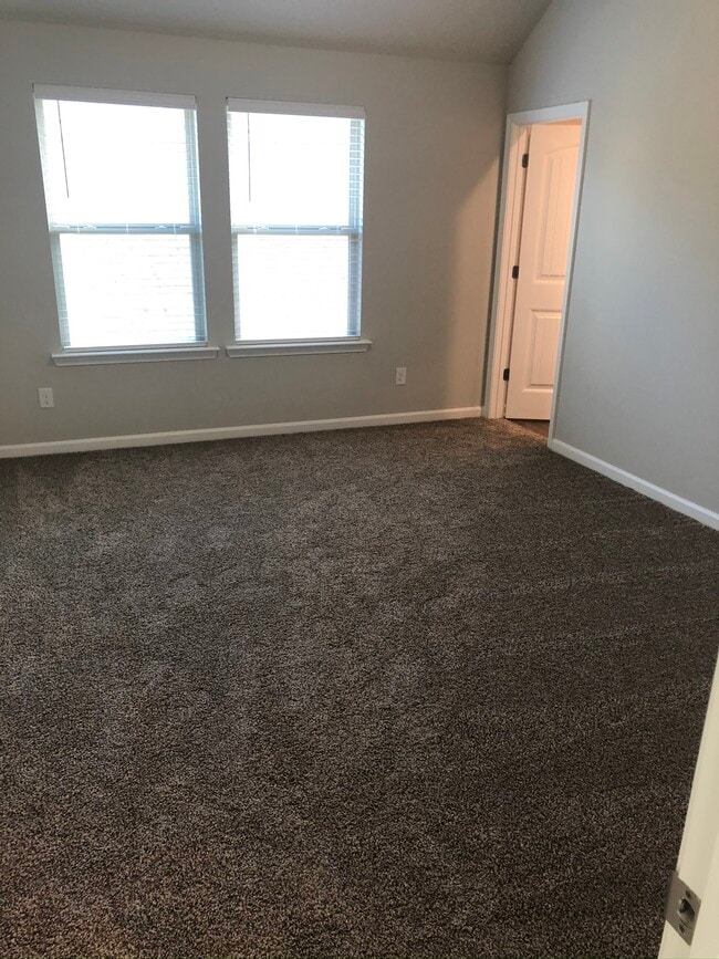 Building Photo - 13111 Fowler Dr