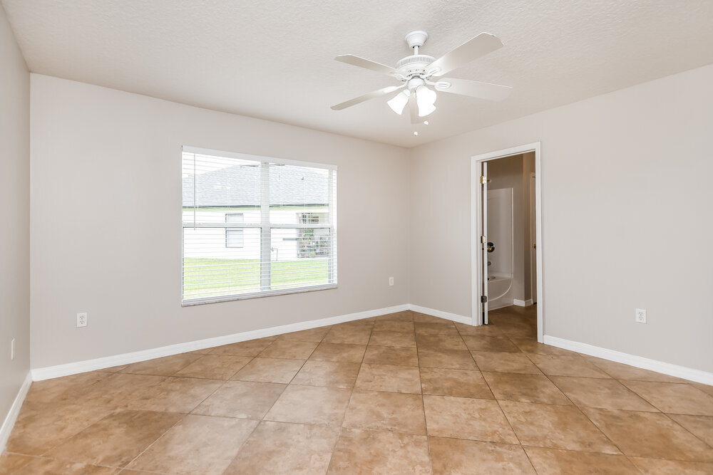 Building Photo - 2117 Fleet Ct