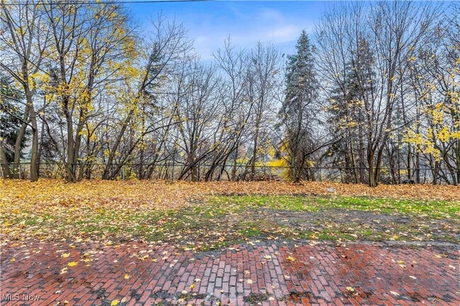 Building Photo - 7107 Hague Ave