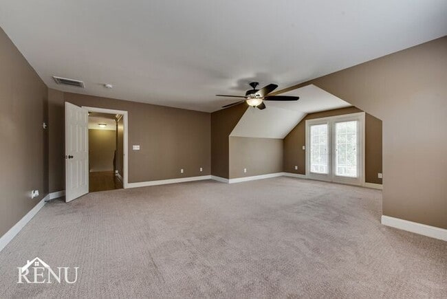 Building Photo - 1338 Sweetwater Dr