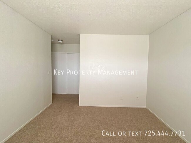 Building Photo - 3 BED 2 BATH UPSTAIRS CONDO NEARBY NELLIS ...