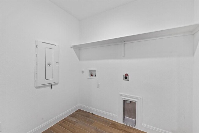 Building Photo - 240 Harbors Ln