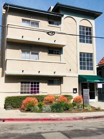 Primary Photo - 11155 Aqua Vista St