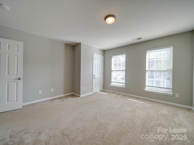 Building Photo - 11628 Eastwind Dr