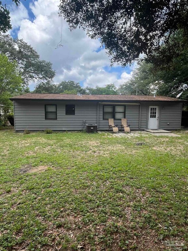 Building Photo - 5630 Wickford Ln