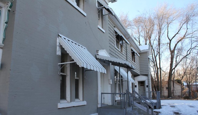 Primary Photo - 457 Canyon Rd