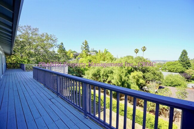 Building Photo - Private and Spacious Novato Home with 3 Ca...