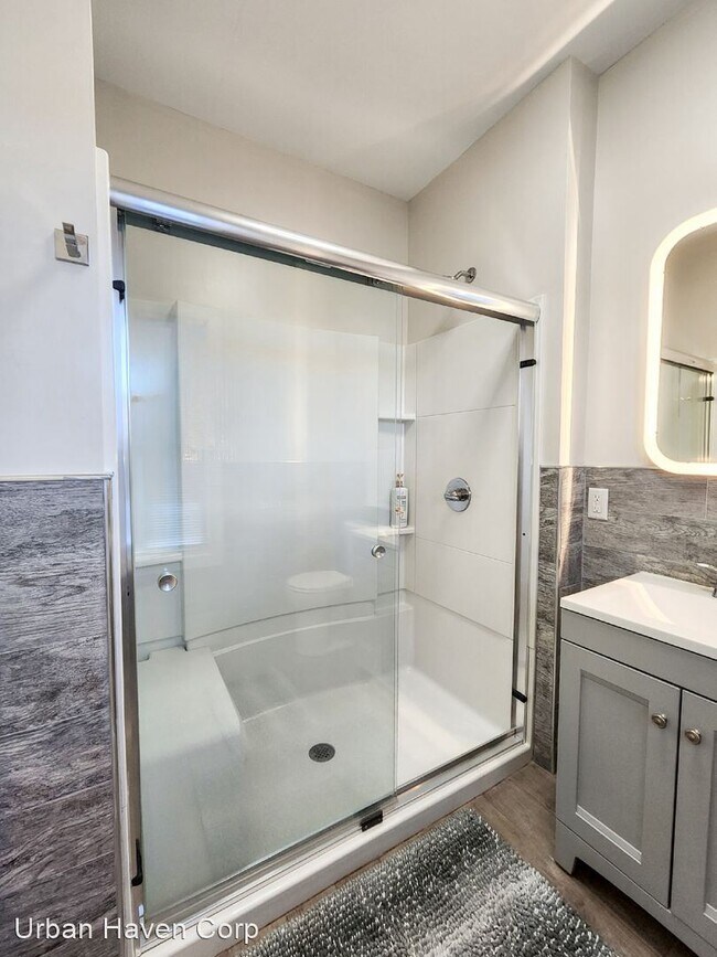 Building Photo - 4 br, 2 bath House - 91 Bristol St