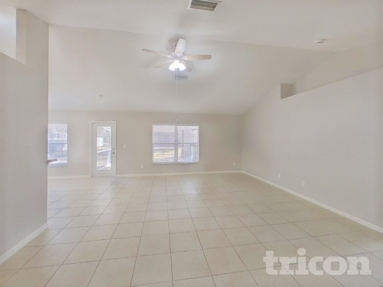 Building Photo - 3965 Caballero Ave