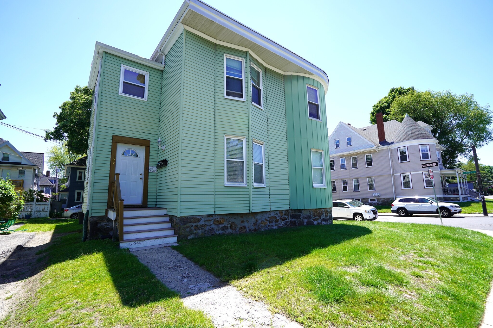 Building Photo - 127 Franklin St