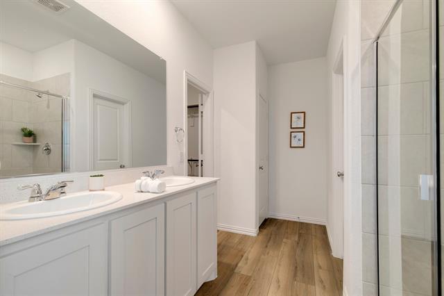 Building Photo - 800 Chip St