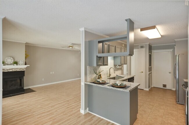 Building Photo - 3311 Golden Trails Dr