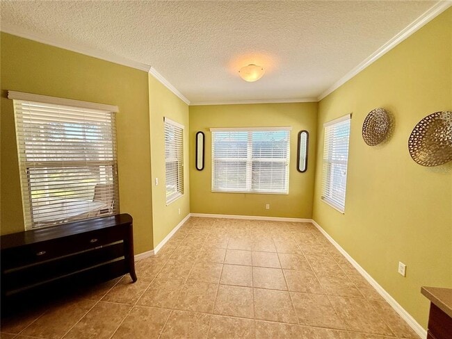 Building Photo - 6222 45th Ln E