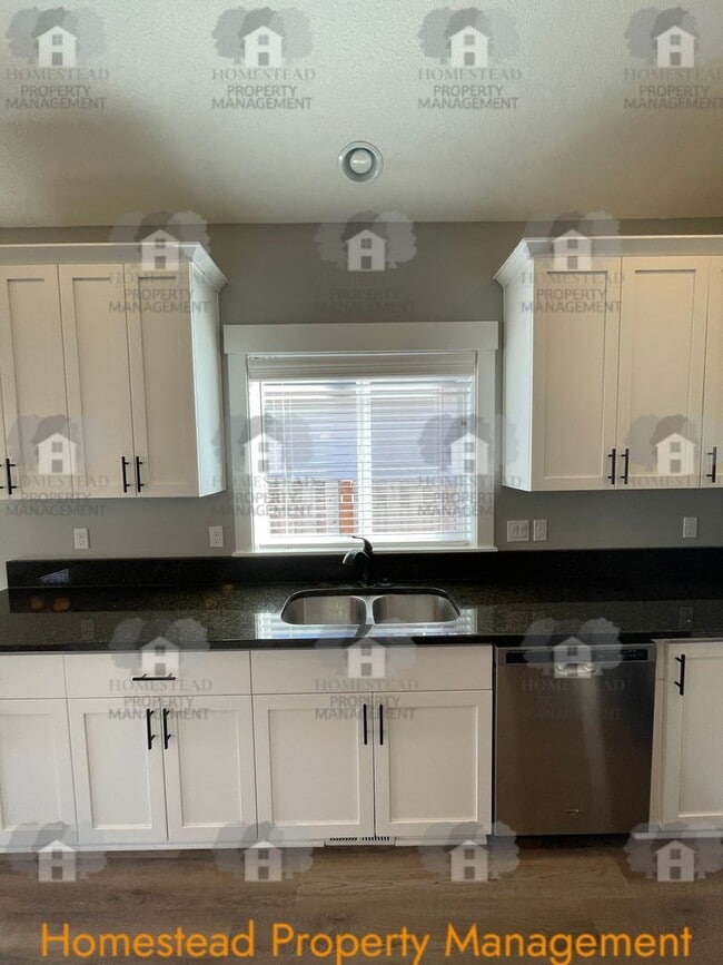 Building Photo - Welcome to Brandy Meadows!