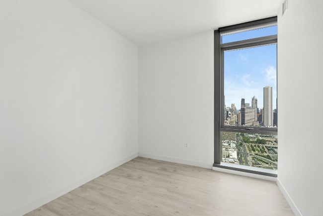 Building Photo - 803 S Michigan Ave