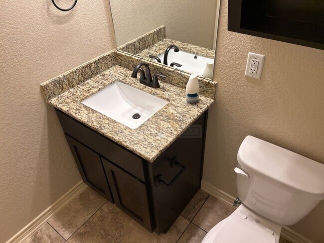 Building Photo - 5910 Cordillera Dr