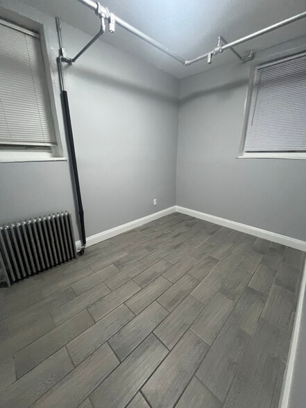 Building Photo - 68 Elmwood Ave