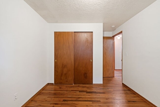 Building Photo - 3811 SE 66th Ave
