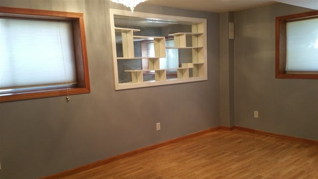 Building Photo - 603 Sunnybrook Dr
