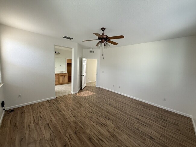 Building Photo - 3419 Mas Amilos Way