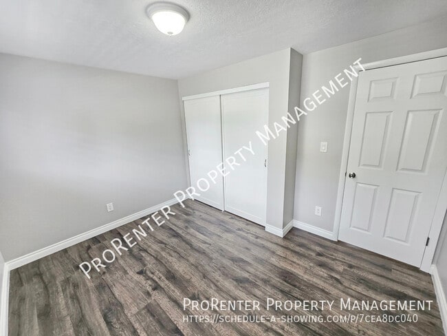Building Photo - 1722 N 670 W
