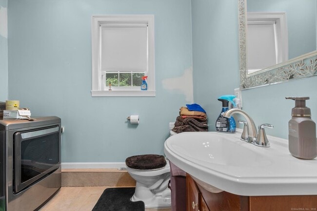 Building Photo - 55 Allen St