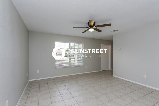 Building Photo - 3 Bedroom Pet-Friendly Home in North Port, FL with Main Street Renewal