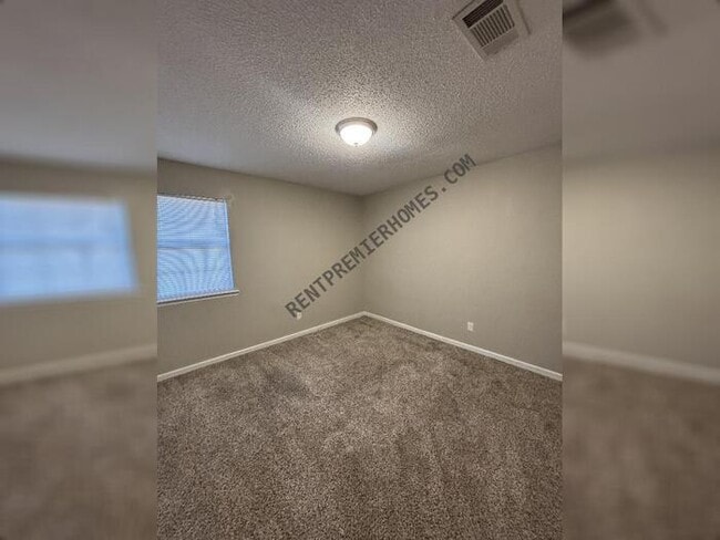 Building Photo - 4509 Valley Brook Dr