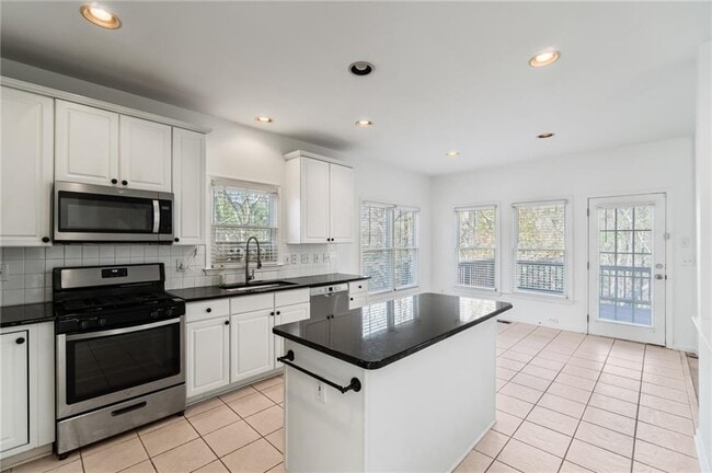 Building Photo - 3616 Creek Harbor Ct