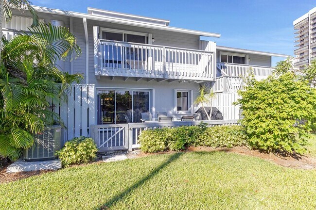 Building Photo - 4949 N Hwy A1A