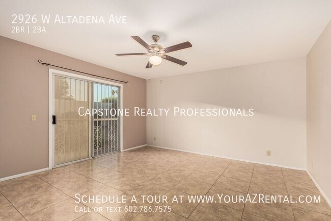 Building Photo - 2926 W Altadena Ave