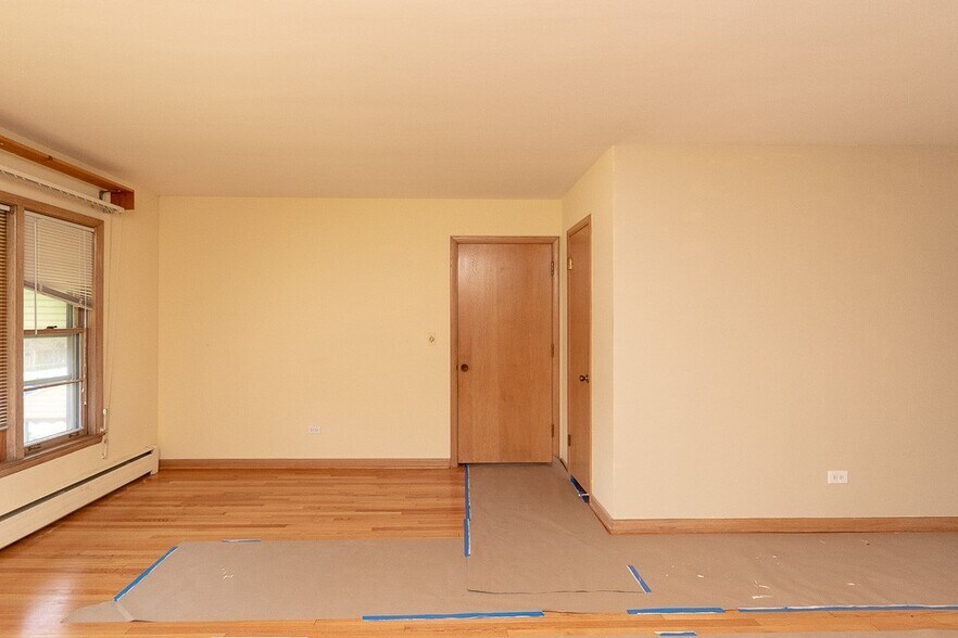 Building Photo - 6408 W Raven St