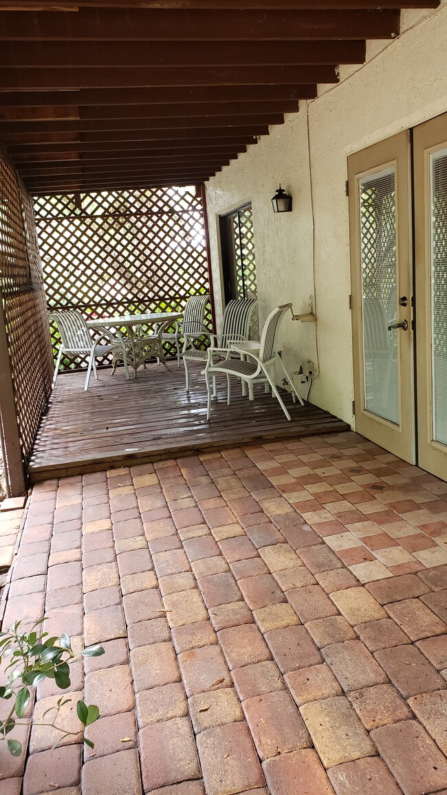 Patio - 1437 Wegmann Dr