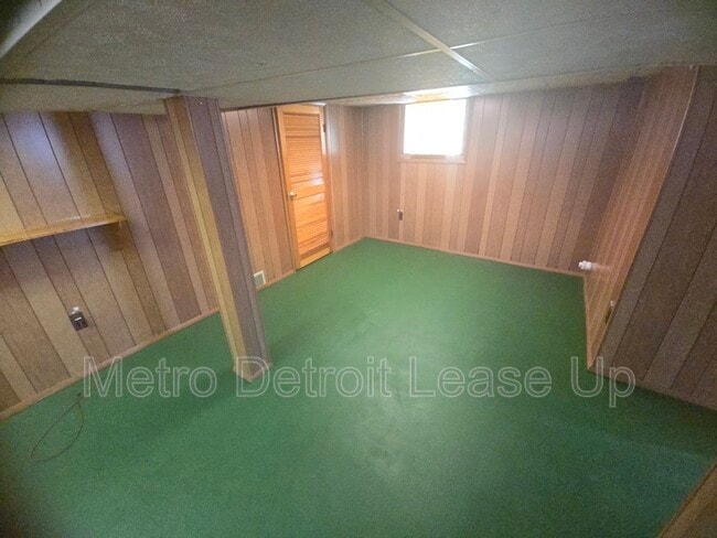 Building Photo - 3759 Columbus St