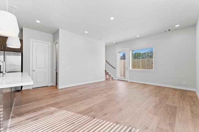 Building Photo - 5904 Jasper Jones Wy