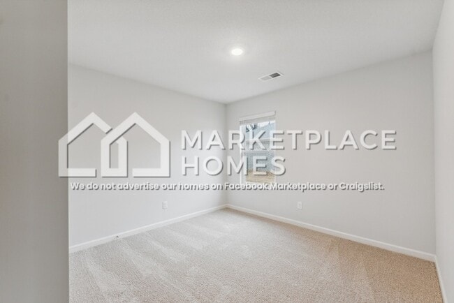 Building Photo - 5331 Greenwood Rd