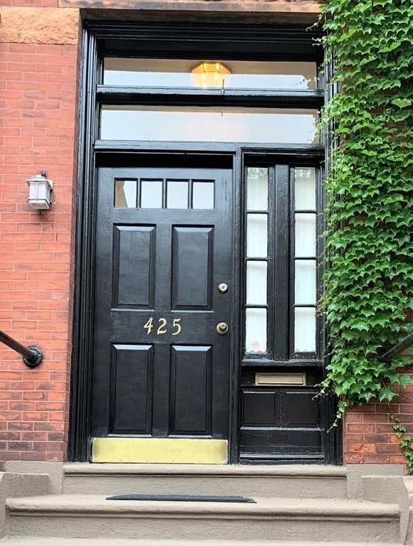 Building Photo - 425 Marlborough St