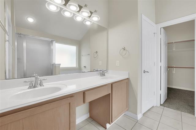 Building Photo - 7715 Labrador Dr