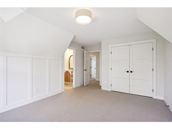 Building Photo - 21845 Byron Cir