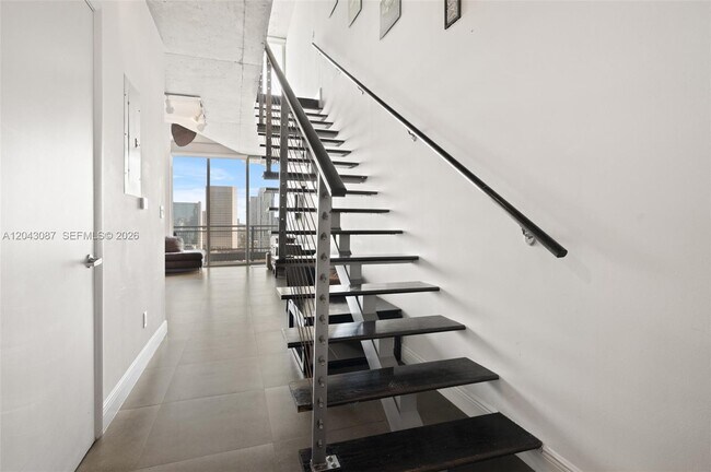 Building Photo - 690 SW 1st Ct