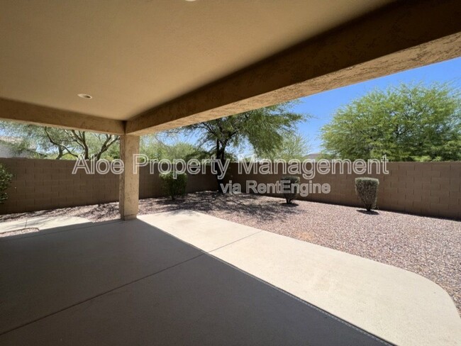 Building Photo - 1465 Natasha Dr