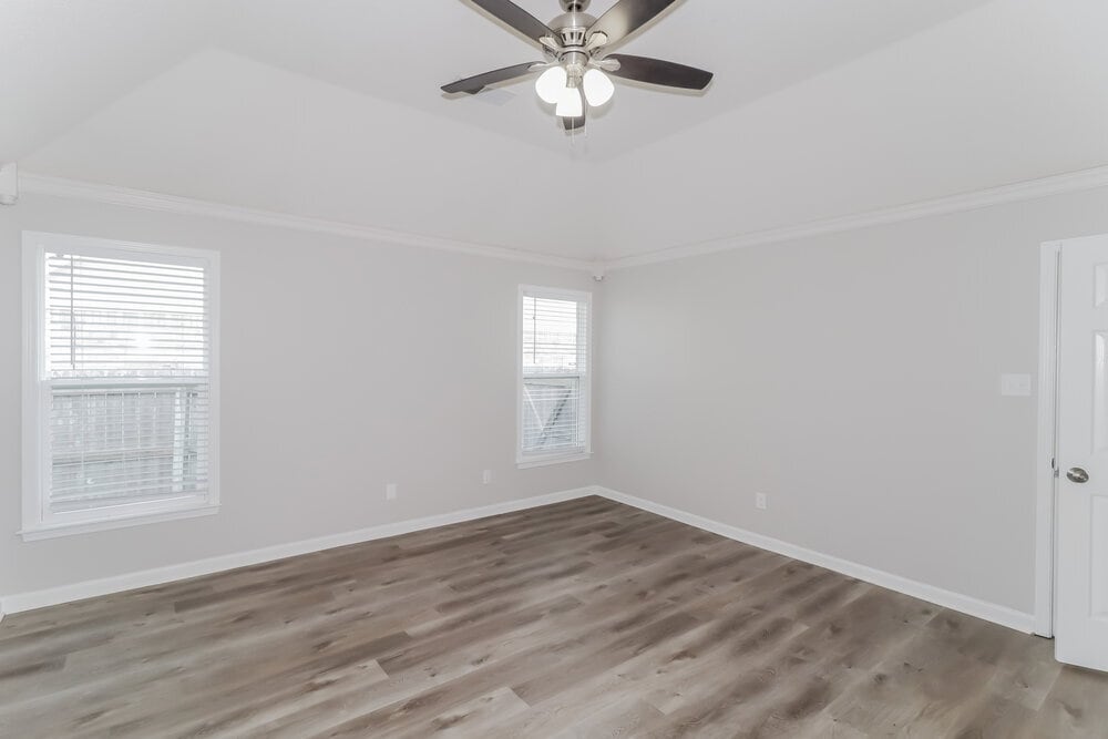 Building Photo - 9355 Helmsley Dr