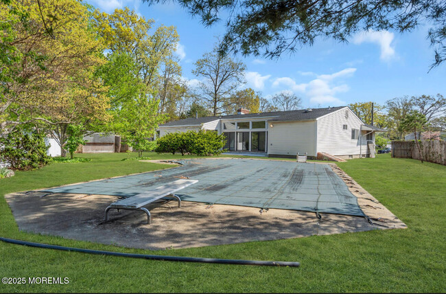 Building Photo - 1034 Zircon Dr