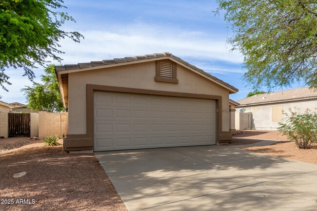 Building Photo - 6932 S Russet Sky Way