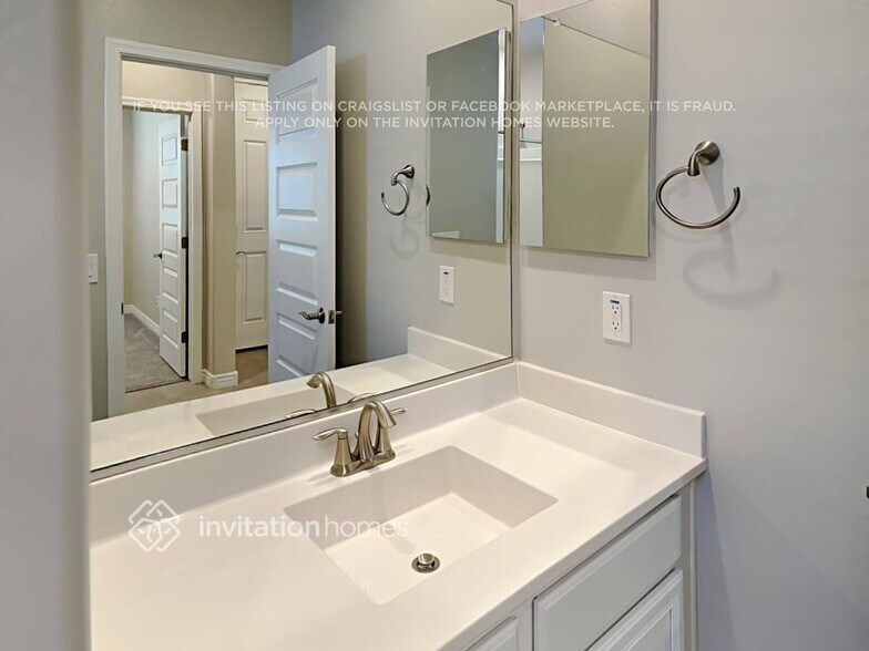 Building Photo - 25585 N 144th Ln